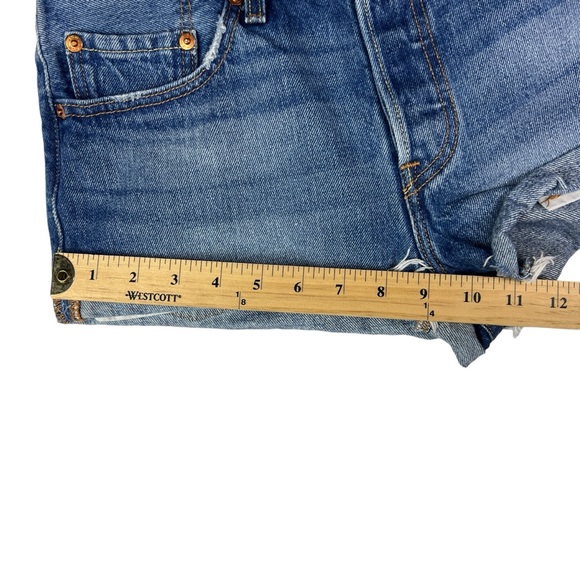 Levi's 501 Jean Shorts Womens Size 26 Distressed Denim Blue - Picture 14 of 14